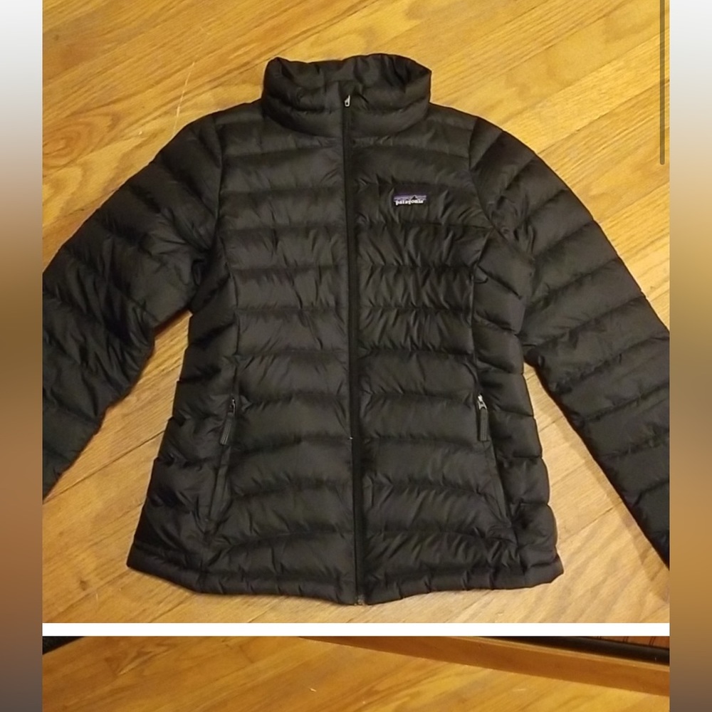 Patagonia Jacket Kids Size 14 XL (also fits xs or small women)